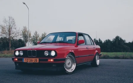 BMW Serii 3 – 50 lat legendy. Jak sportowy sedan stał się ikoną motoryzacji