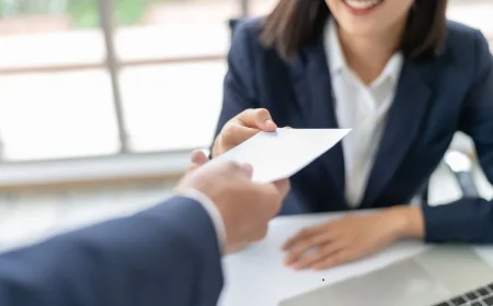 Masz wrażenie, że inni zarabiają więcej? Ten trik zmusza firmę do odpowiedzi