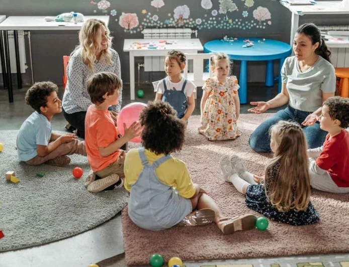 Żłobki i przedszkola w Niemczech. Jak to działa, ile kosztuje i co warto wiedzieć przed zapisaniem dziecka