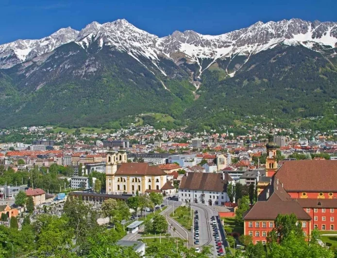 Austria – cicha alternatywa dla Szwajcarii. Dlaczego coraz więcej Niemców patrzy na Alpy z myślą o przeprowadzce?