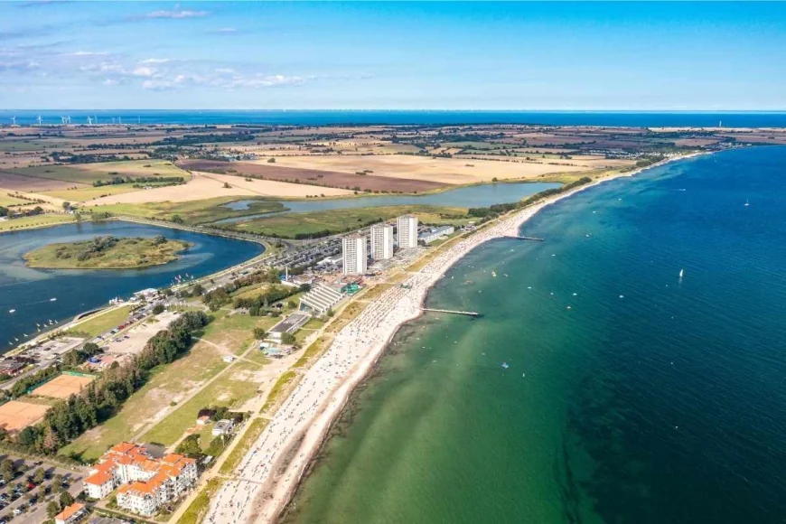 Fehmarn – spokojna siostra Syltu. Wyspa, gdzie Bałtyk ma niemieckie oblicze