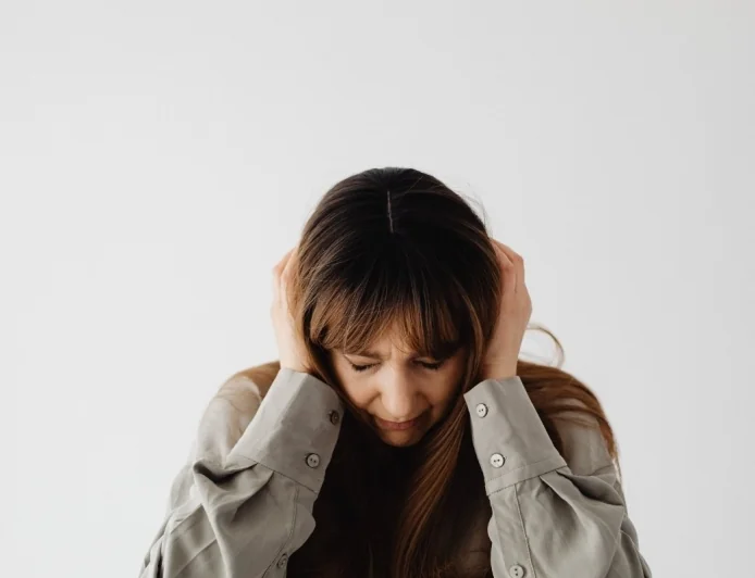 Dlaczego piosenki zostają w głowie. Psychologia wyjaśnia zjawisko robaków słuchowych