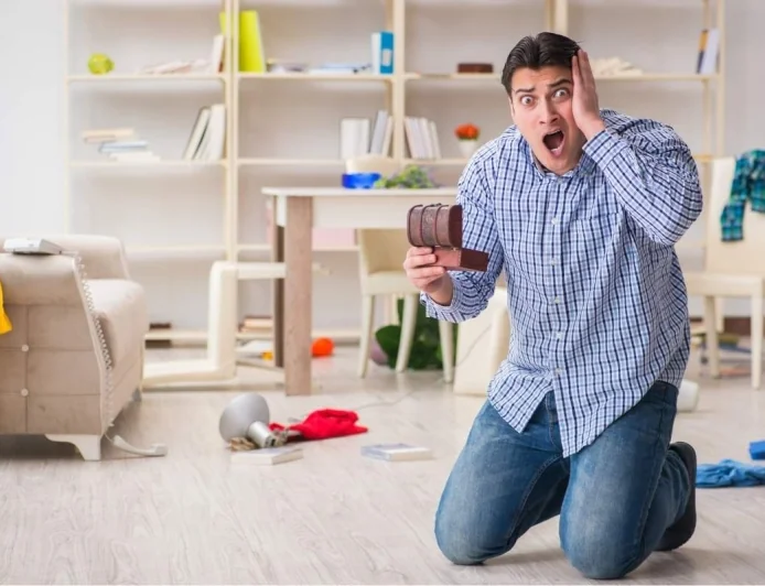 Włamanie do domu lub mieszkania. Co zrobić krok po kroku, by nie stracić prawa do odszkodowania