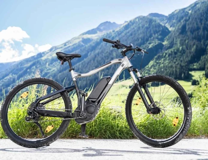 Rower elektryczny bez tajemnic. Co naprawdę warto wiedzieć przed zakupem e-bike’a